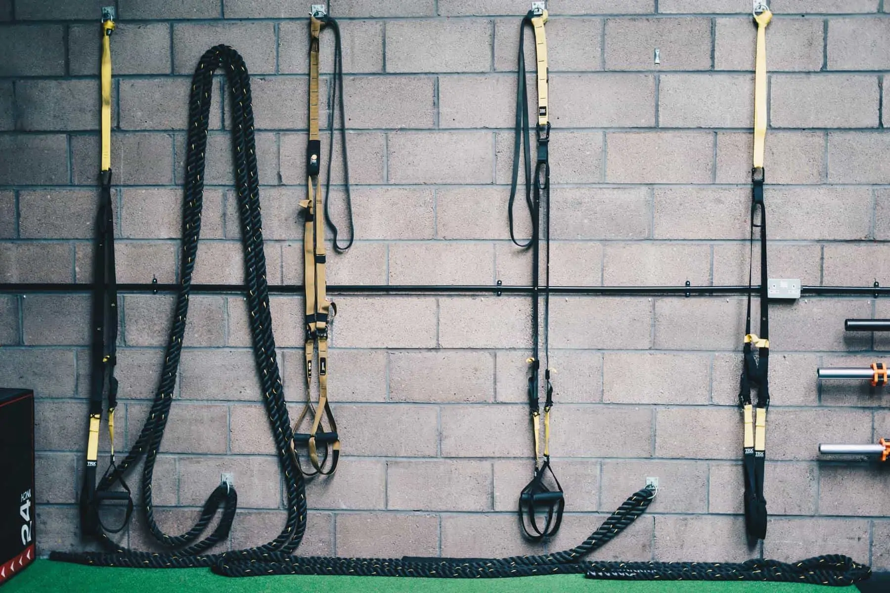 suspension training straps
